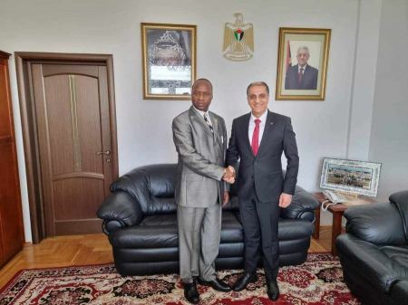 سفير فلسطين لدى جمهورية بيلاروس يستقبل سفير دولة زيمبابوي
